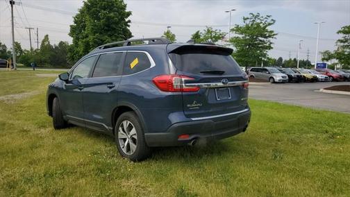 2024 Subaru Ascent Premium 8-Passenger