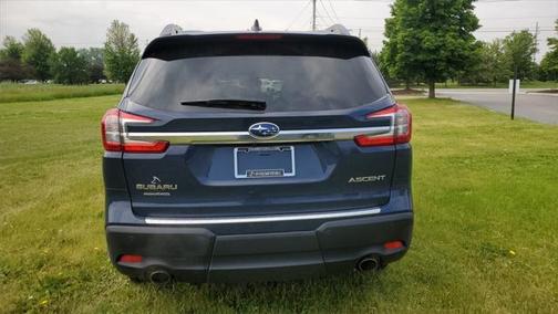 2024 Subaru Ascent Premium 8-Passenger