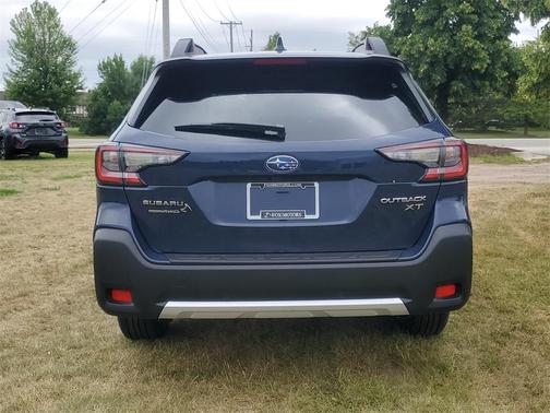 2025 Subaru Outback Limited XT