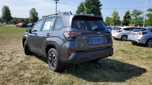 2025 Subaru Forester Base