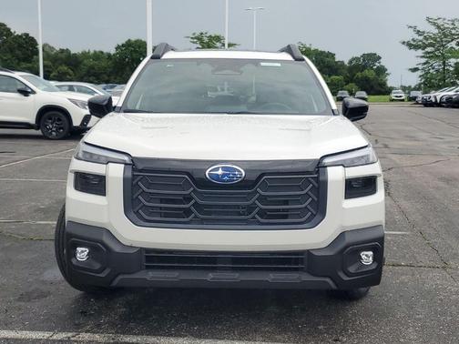 Crystal White Pearl 2026 Subaru Outback Limited