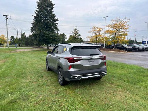 Steel Gray 2021 Kia Seltos S