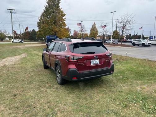 2025 Subaru Outback Premium