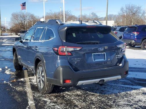 2023 Subaru Outback Touring XT