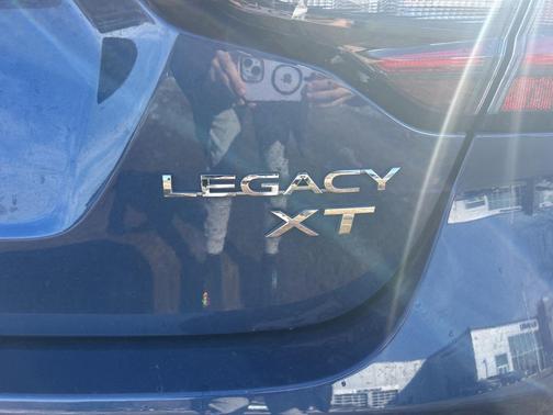2022 Subaru Legacy Limited