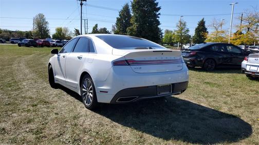 2018 Lincoln MKZ Select
