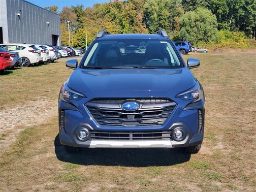 2025 Subaru Outback Touring