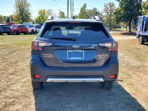 2025 Subaru Outback Touring