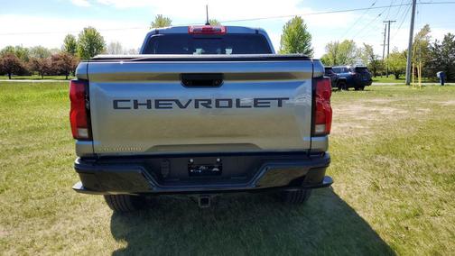 Sterling Gray Metallic 2024 Chevrolet Colorado Z71