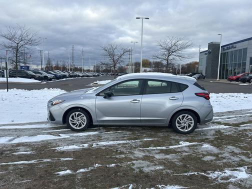 2025 Subaru Impreza Base