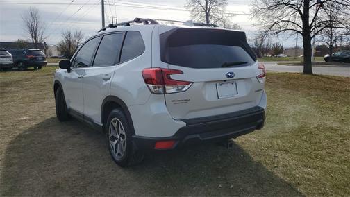 2022 Subaru Forester Premium