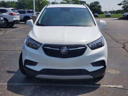 Summit White 2021 Buick Encore Preferred