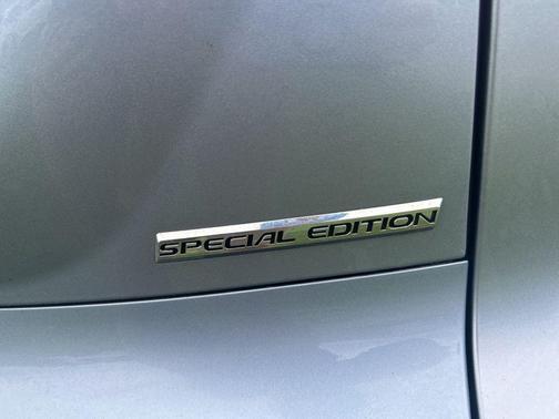 Glacier Blue Metallic 2011 Honda CR-V SE