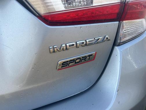 2017 Subaru Impreza 2.0i Sport