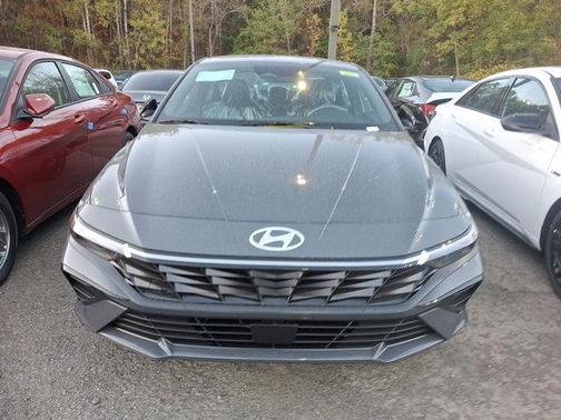 2026 Hyundai ELANTRA SEL