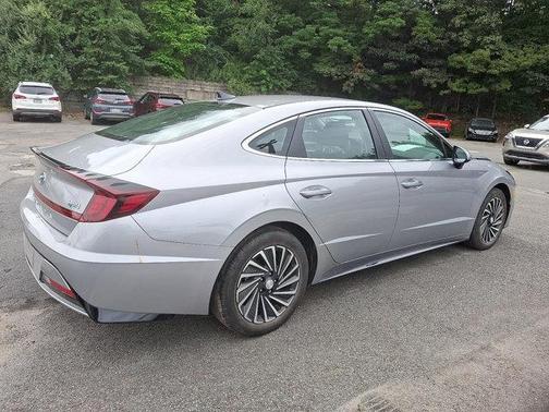 2023 Hyundai SONATA Hybrid SEL