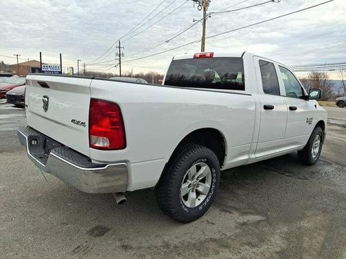 2024 RAM 1500 Classic SLT