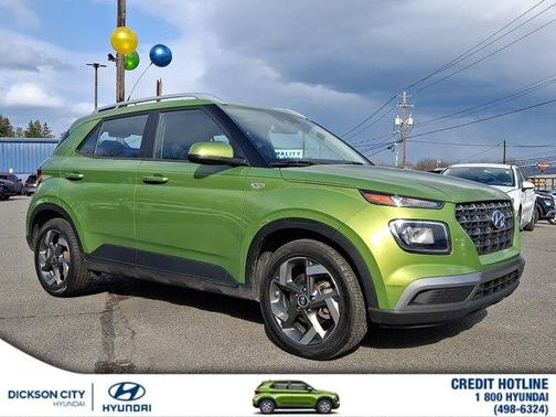 Apple Green 2024 Hyundai VENUE SEL