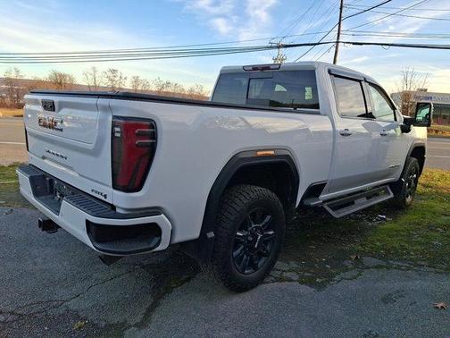 2024 GMC Sierra 2500 AT4