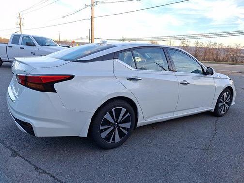 2021 Nissan Altima 2.5 SL