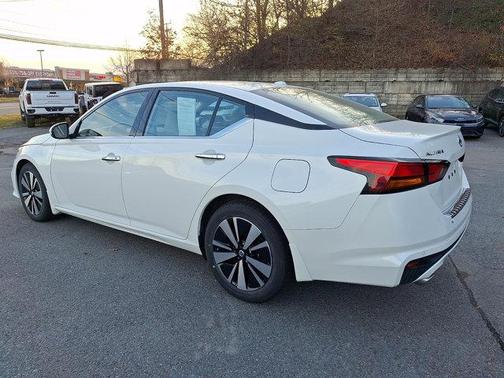 2021 Nissan Altima 2.5 SL