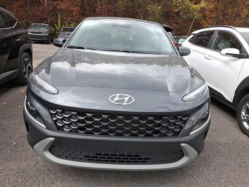 2022 Hyundai KONA SE