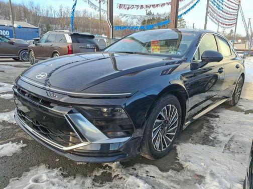 2025 Hyundai SONATA Hybrid Limited