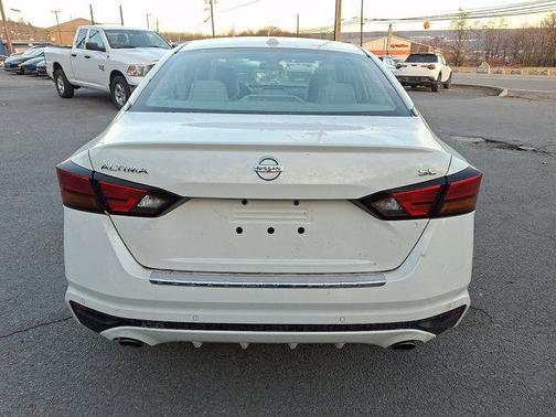 2021 Nissan Altima 2.5 SL