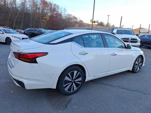 2021 Nissan Altima 2.5 SL