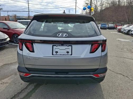 2024 Hyundai TUCSON SE