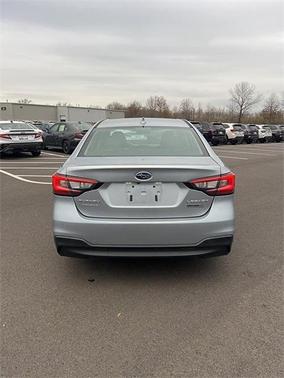 2023 Subaru Legacy 