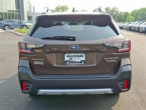 2022 Subaru Outback Touring