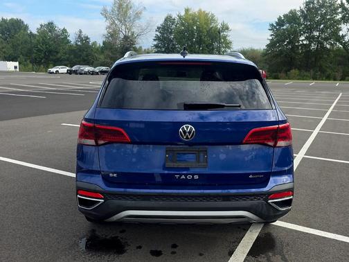 Blue Dusk 2022 Volkswagen Taos 1.5T SE
