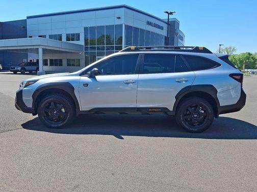 Ice Silver Metallic 2025 Subaru Outback Wilderness