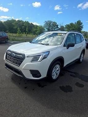 Crystal White Pearl 2023 Subaru Forester