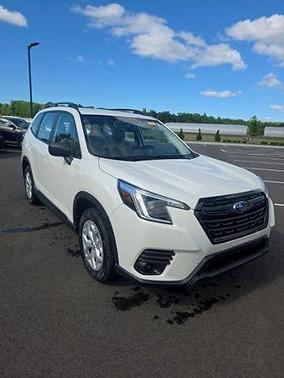 Crystal White Pearl 2023 Subaru Forester