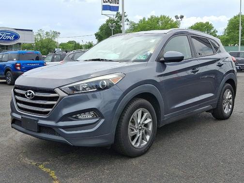 2016 Hyundai TUCSON SE