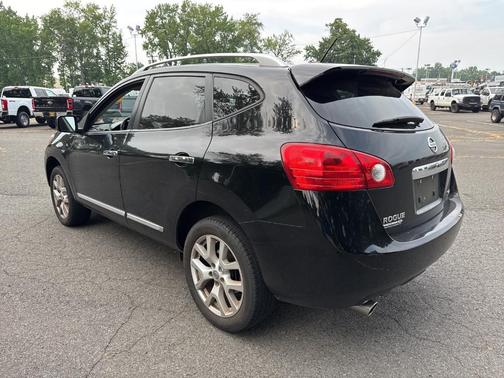 2011 Nissan Rogue SV