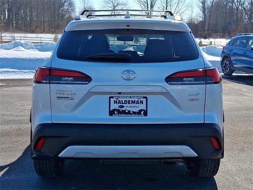 2023 Toyota Corolla Cross XLE