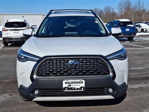 2023 Toyota Corolla Cross XLE