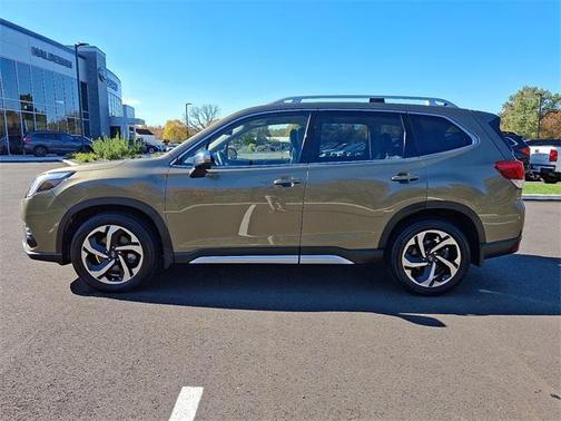 2023 Subaru Forester Touring