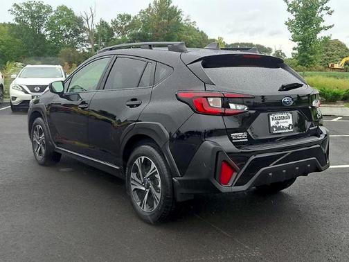 Crystal Black Silica 2024 Subaru Crosstrek Premium