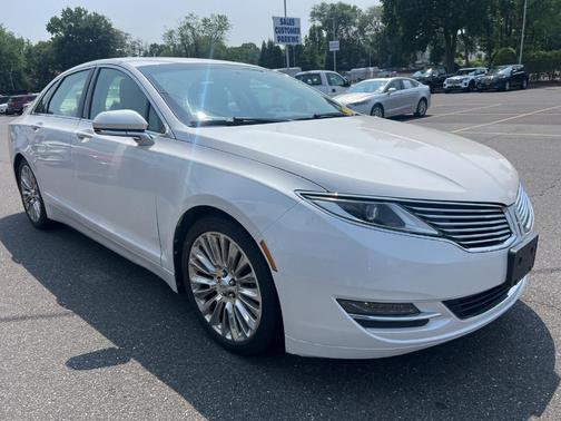 2013 Lincoln MKZ Base