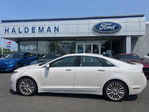 2013 Lincoln MKZ Base