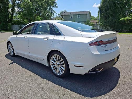 2013 Lincoln MKZ Base