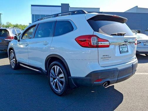 Crystal White Pearl 2019 Subaru Ascent Limited 7-Passenger