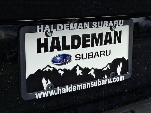 Crystal Black Silica 2026 Subaru Outback Touring XT