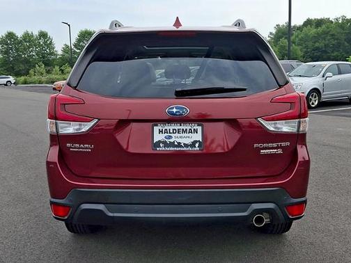 Crimson Red Pearl 2022 Subaru Forester Limited