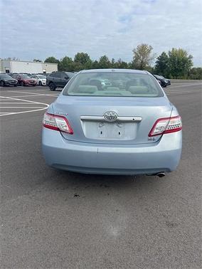 2010 Toyota Camry Hybrid 