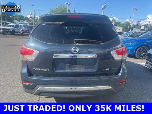 2015 Nissan Pathfinder S